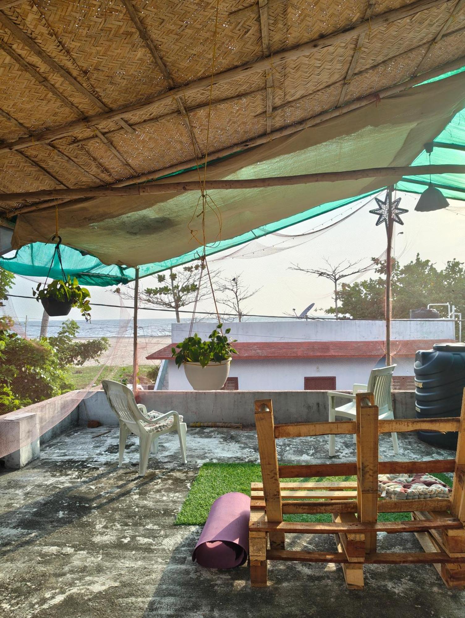 Jeehaa Homestay Alappuzha Extérieur photo